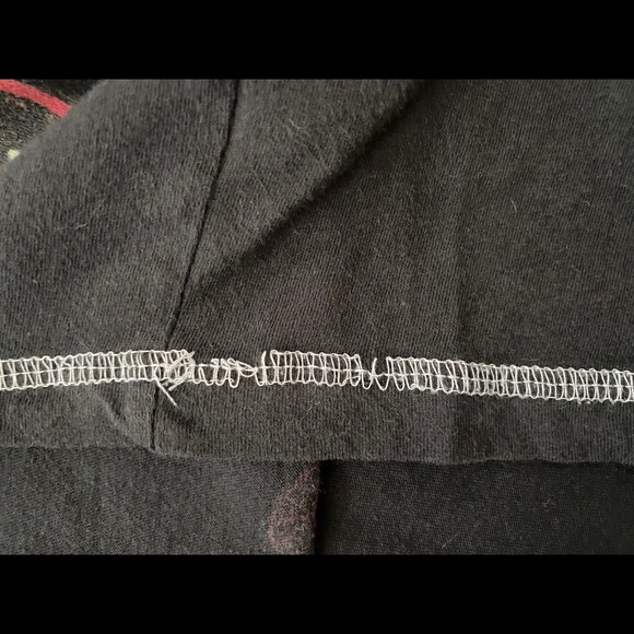 Kingsley’s Long Sleeve Tees - Picture 10 of 11